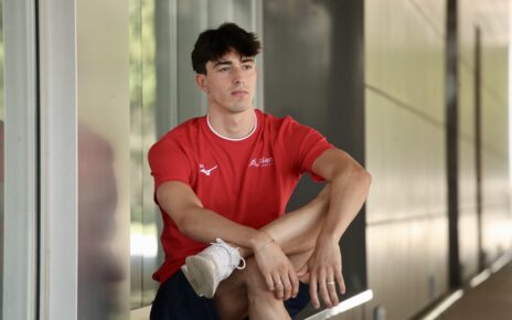 Adrián Santos