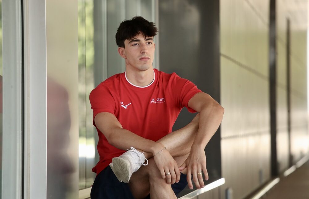 Adrián Santos
