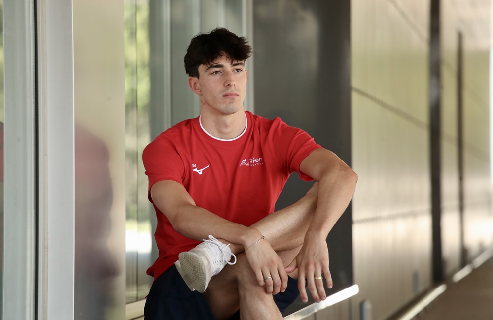 Adrián Santos