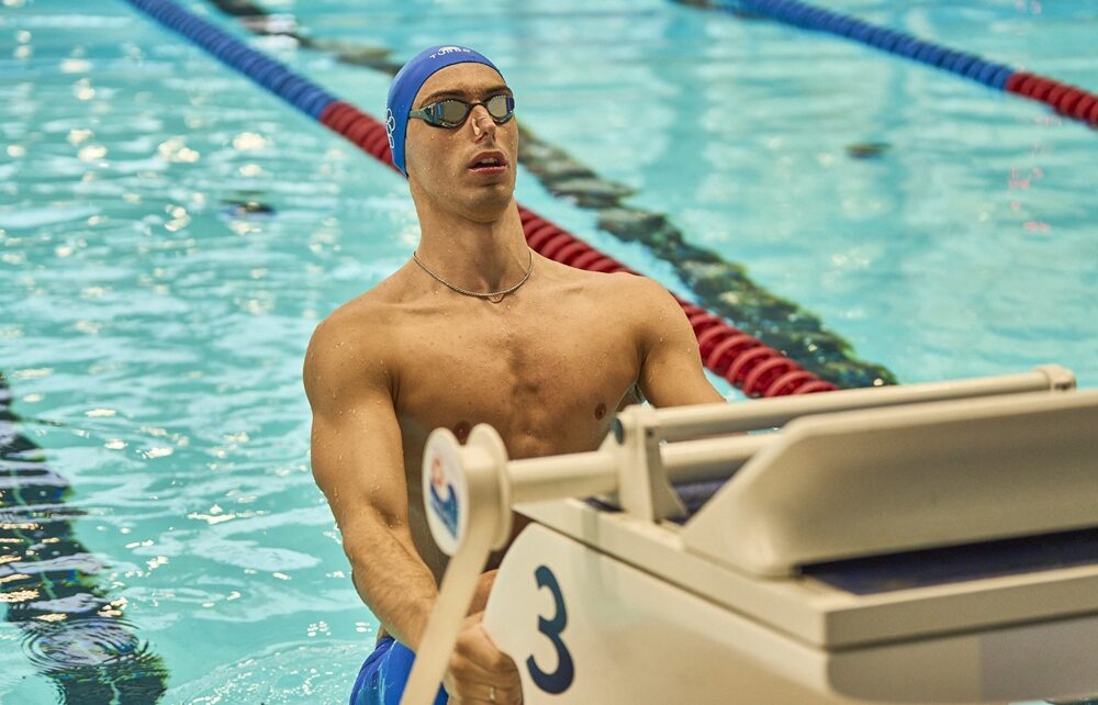 Adrián Santos